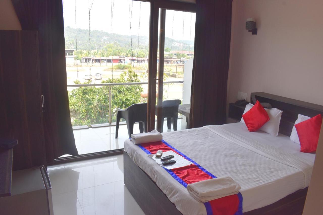 Hotel Baga Highq - Near Baga Beach Dış mekan fotoğraf